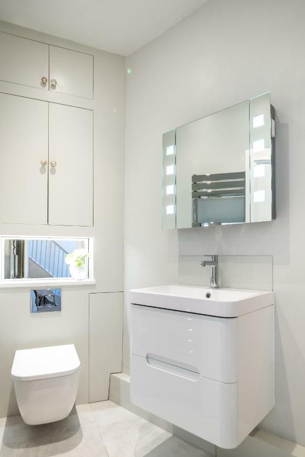 The Apartment, Bath Exterior foto